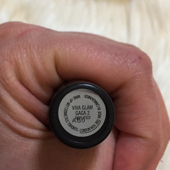 MAC Viva Glam Gaga 2 RARE Limited Edition Collectible Lipstick Lady Gaga - Picture 4 of 5